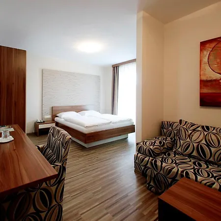 Braugasthof Schmidt's Rabenbraeu Guest house *